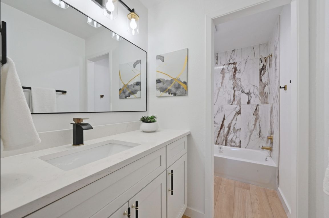 Gallery 65